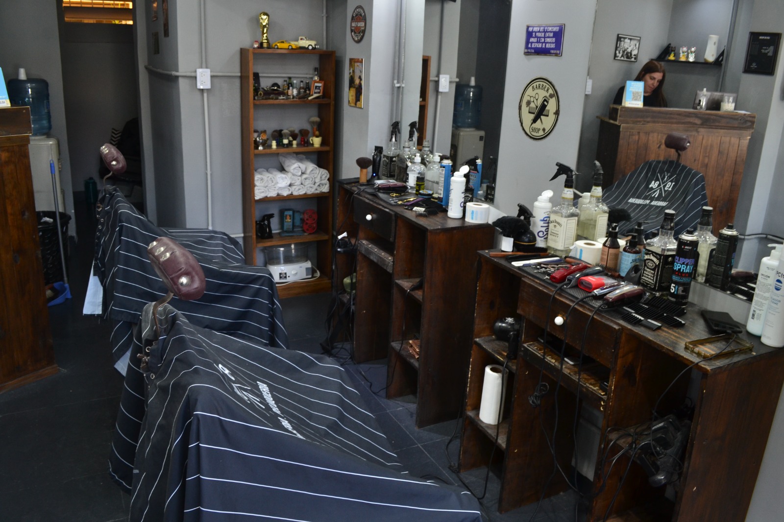 Interior de Barbería 19 84 en Martínez